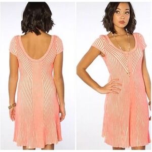 Free People Hot Off the Press Dress Size‎ Medium Hot Pink